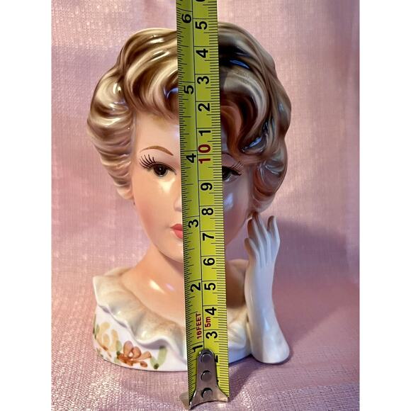 VINTAGE 1964 RELPO 5543 A LADY HEAD VASE LONG EYE LASHES RUFFLED COLLAR - Picture 2 of 9